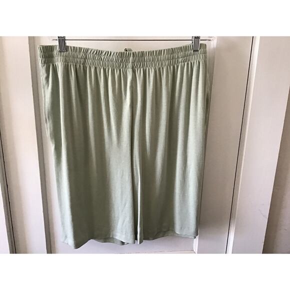 NWOT Thread Wave Cream and Green Shorts and Tee Pajama Set Large - Picture 8 of 12